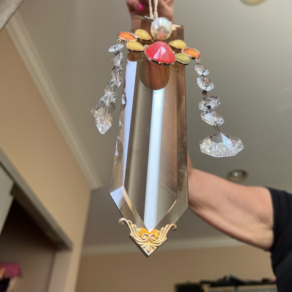 Elegant Crystal Wall Hanging Decor
